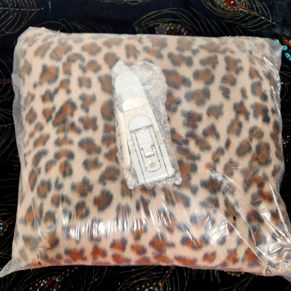 Snuggie Other - Snuggie